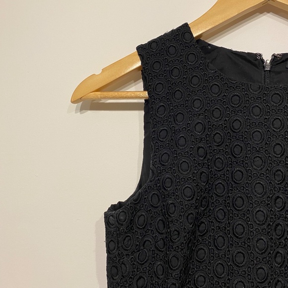 Theory Gwideen Bonded Eyelet Shift Mini Black Dress Size 0 - Picture 6 of 6